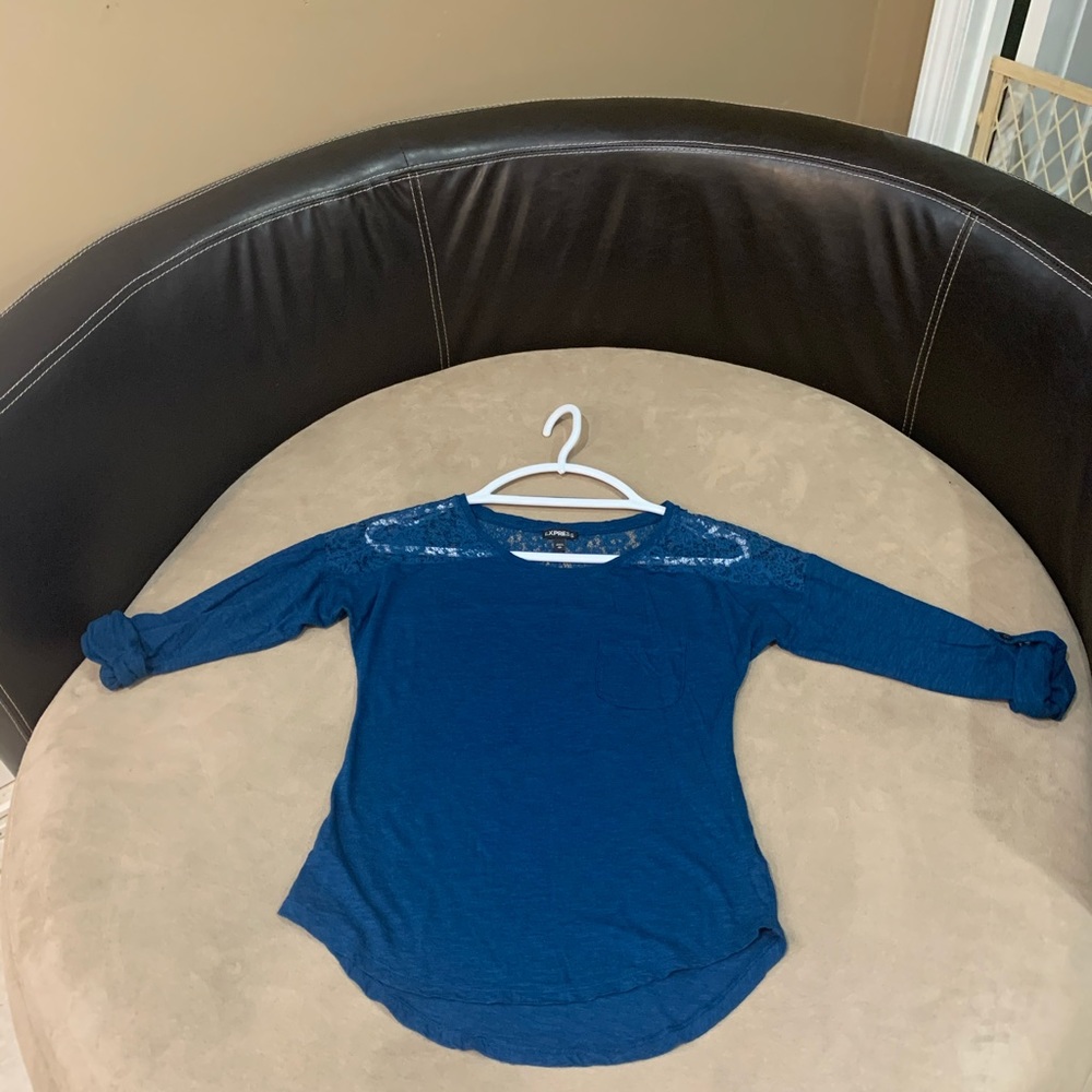 Woman’s Button up Shirt